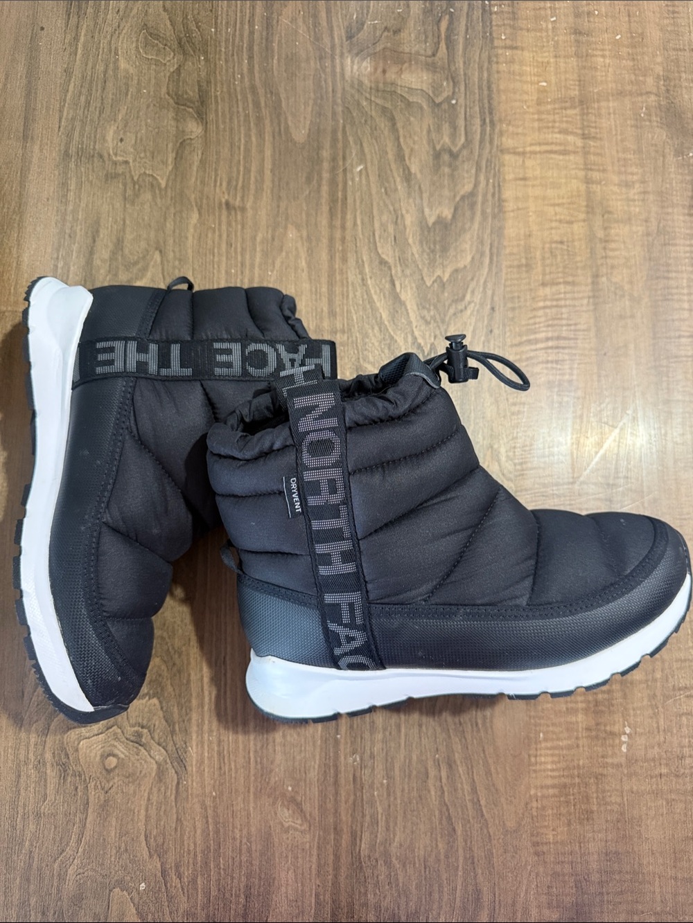 The North Face Black Thermoball Eco Pull-On Winter Booties - Youth Size 5